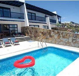 3 Bedroom Villa with Pool in Puerto Calero, Sleeps 6